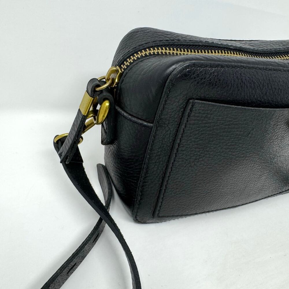Madewell Black Leather Crossbody with Brass Hardware - Picture 3 of 12